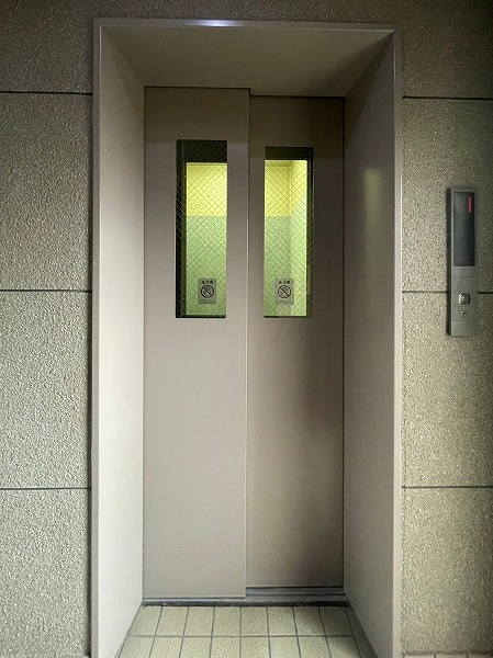 アルテシアン千駄木　エレベーター