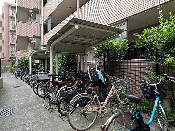 クリオ新宿戸山壱番館　駐輪場