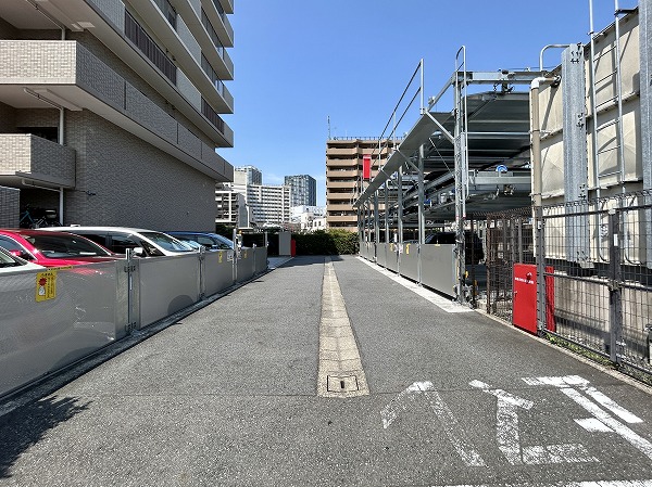 キャナルパーク東京ベイ　車両置き場