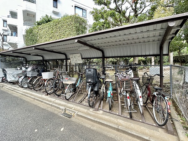 中銀世田谷桜丘マンシオン　外観共用部