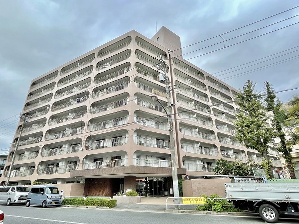 日商岩井東品川マンション　駐車場